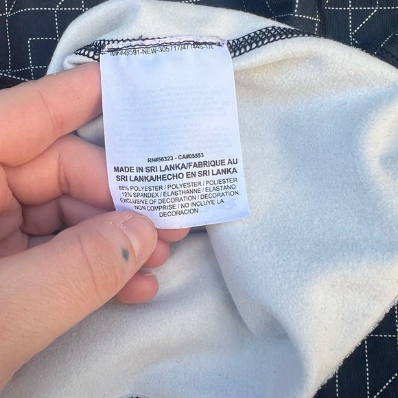 Nike Pro Dri-Fit Half Zip Hyperwarm Geometric Pullover Size Small - Picture 10 of 11